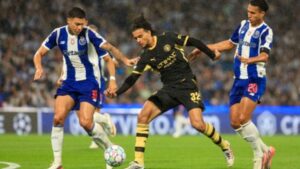 Mercato : Luis Campos prépare le coup Alberto Costa pour doubler Achraf Hakimi au PSG