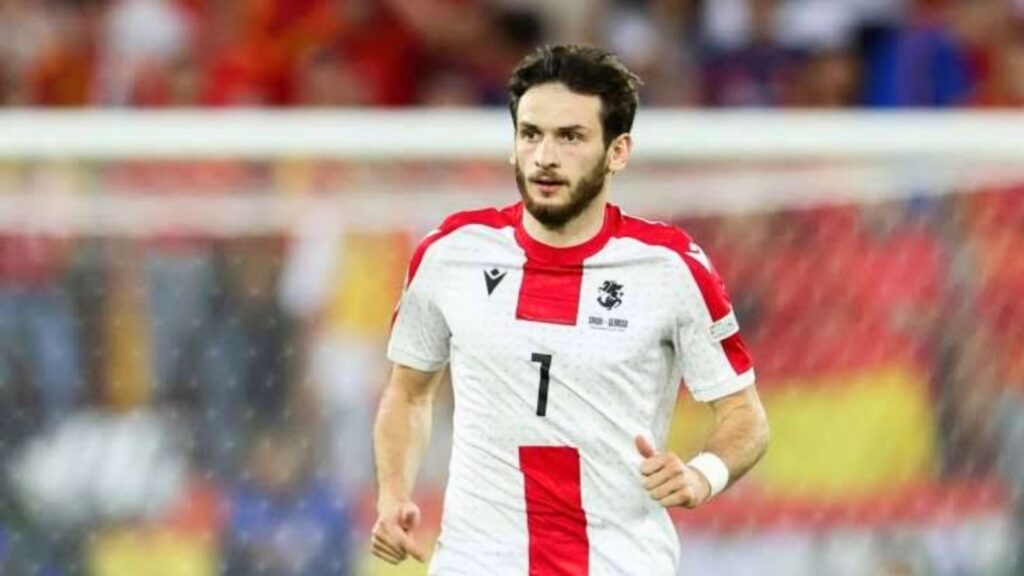 Géorgie-Ukraine (0-0) : Kvaratskhelia capitaine frustré, Zabarnyi préservé sur le banc