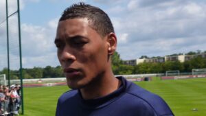 Ligue 1 + : Guillaume Hoarau dévoile les coulisses de ses entretiens avec Luis Enrique