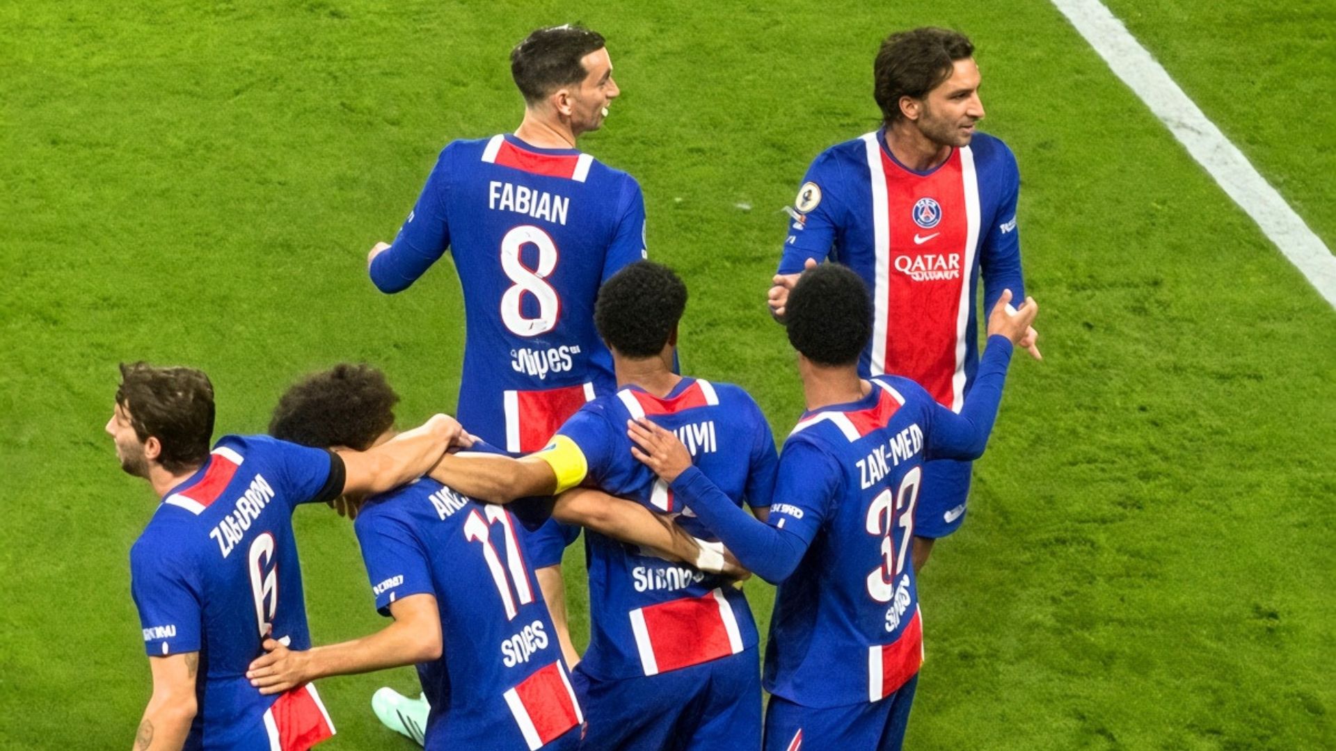 Le quadruple changement de Luis Enrique renverse un match piège face aux Manceaux